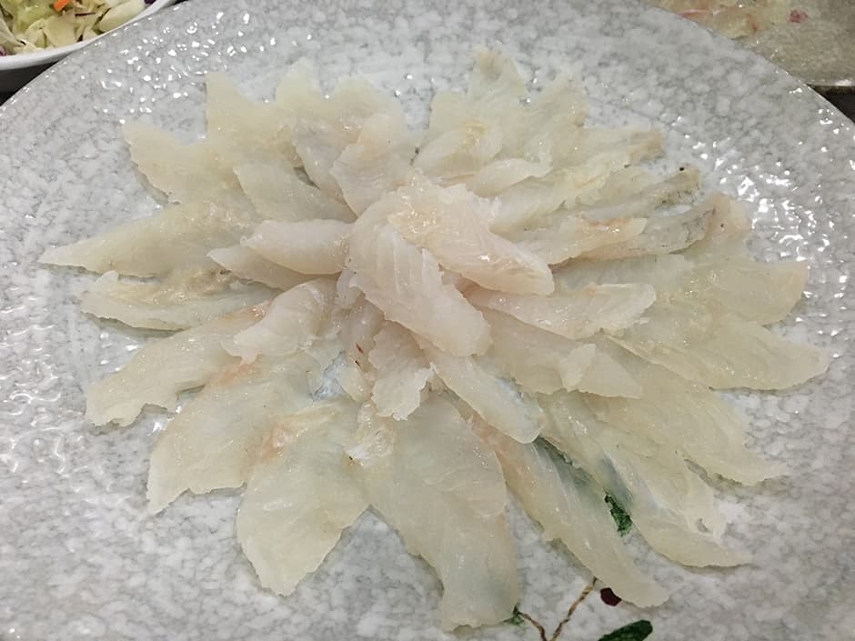 성산포 자연산 회센타 2
