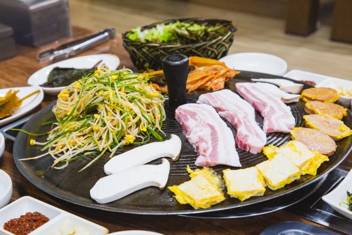 솥뚜껑삼겹도령과 낙지낭자 1