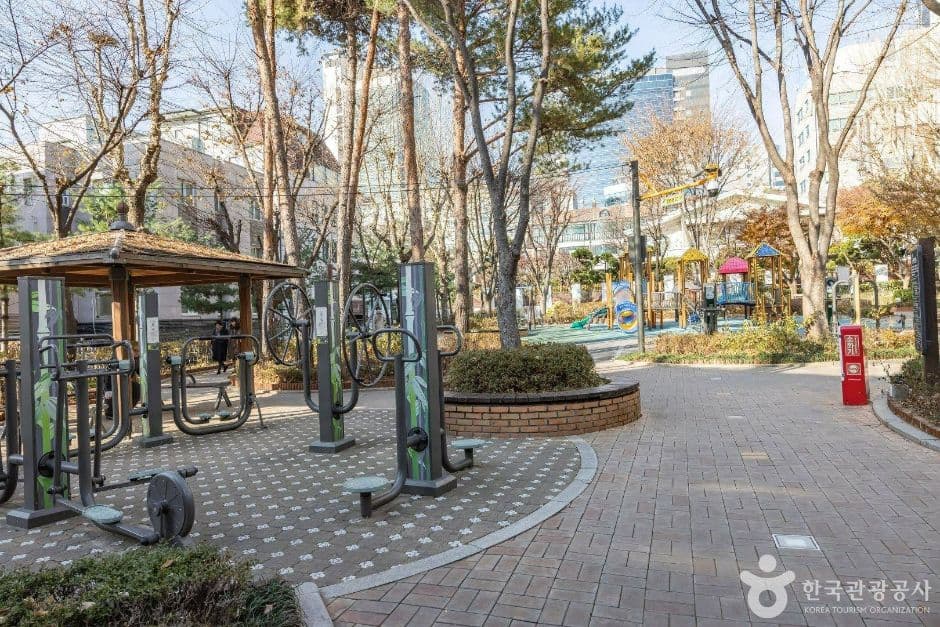 역삼개나리공원 1