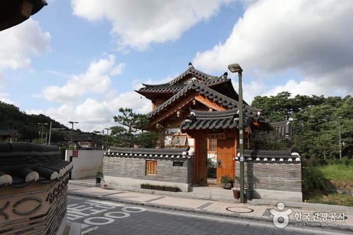 청향재 3