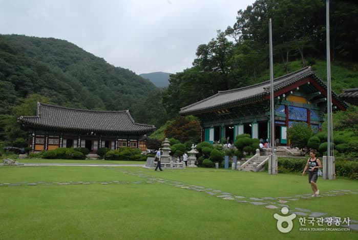 Cheonan Gwangdeoksa Temple (κ΄λμ¬(μ²μ)) 9