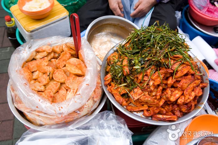 Gukje Market Food Street (국제시장 먹자골목) 2