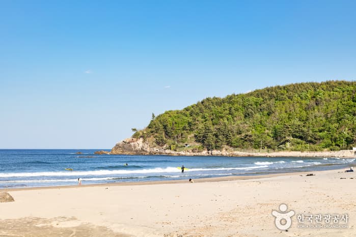 Seorak Beach (μ€μ
ν΄μμμ₯) 3