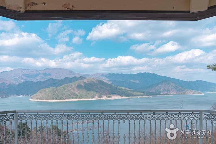 Paroho Lake (Hwacheon) (νλ‘νΈ(νμ²)) 9