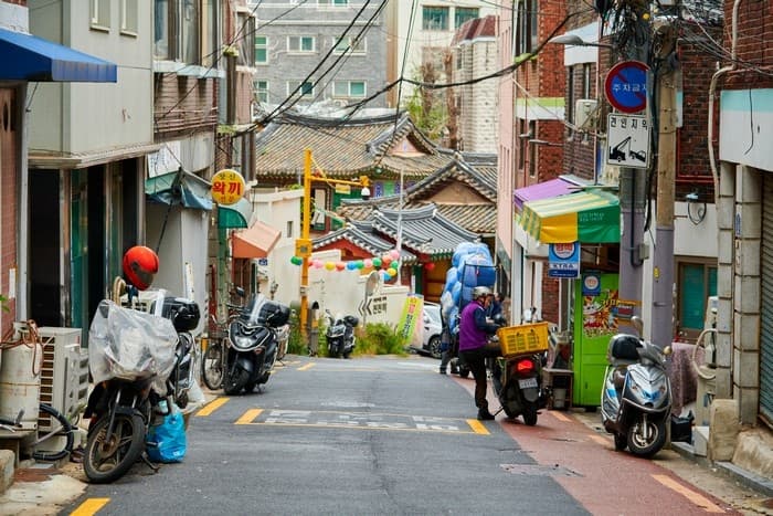 Alleys of Changsin-dong (창신동골목길) 1