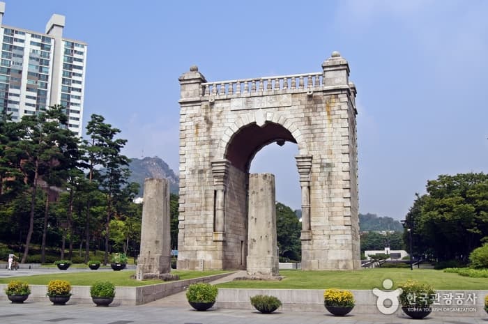Seodaemun Independence Park (์๋๋ฌธ๋
๋ฆฝ๊ณต์) 4