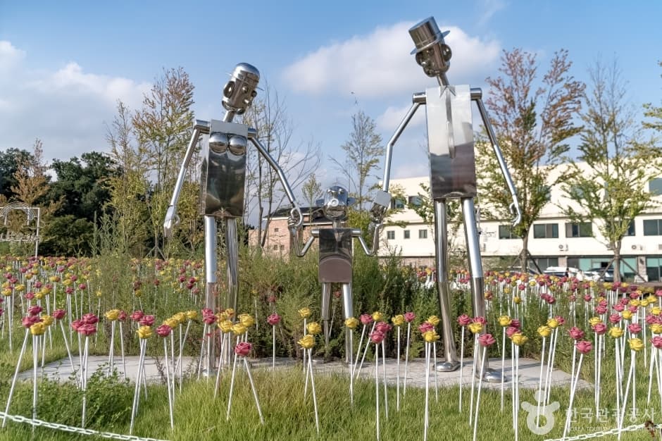 Icheon Ye's Park (μ΄μ²λμμμ λ§μ (μ΄μ² μμ€νν¬)) 3