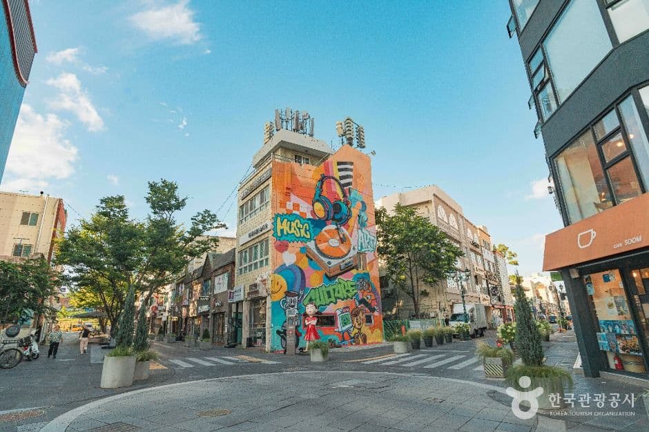 Ulsan Culture Street (์ธ์ฐ ๋ฌธํ์๊ฑฐ๋ฆฌ) 1