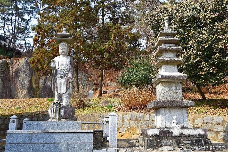Yesan Hwaamsa Temple (νμμ¬ (μμ°) 4